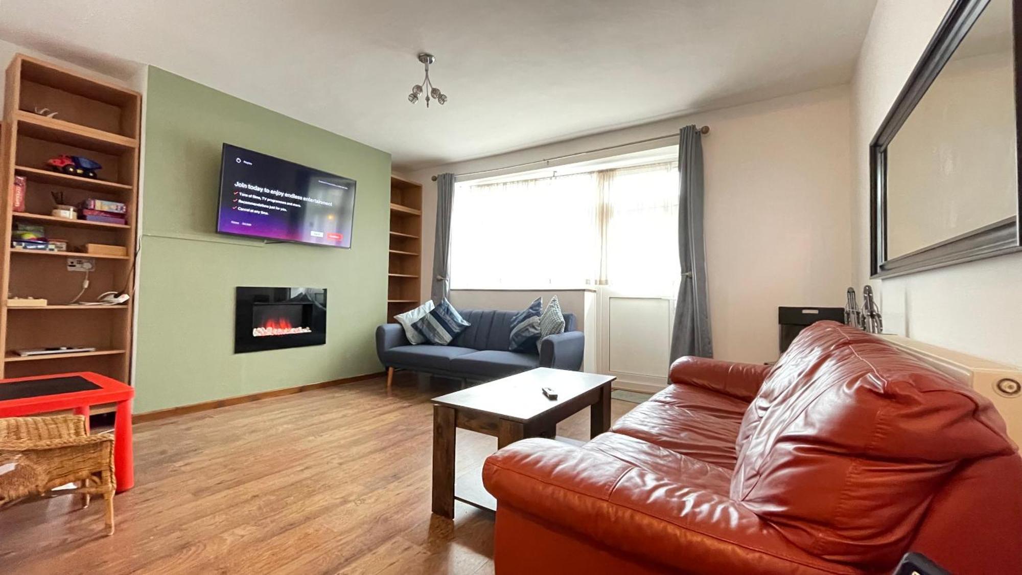 2 Bedrooms 2 Stations 런던 외부 사진