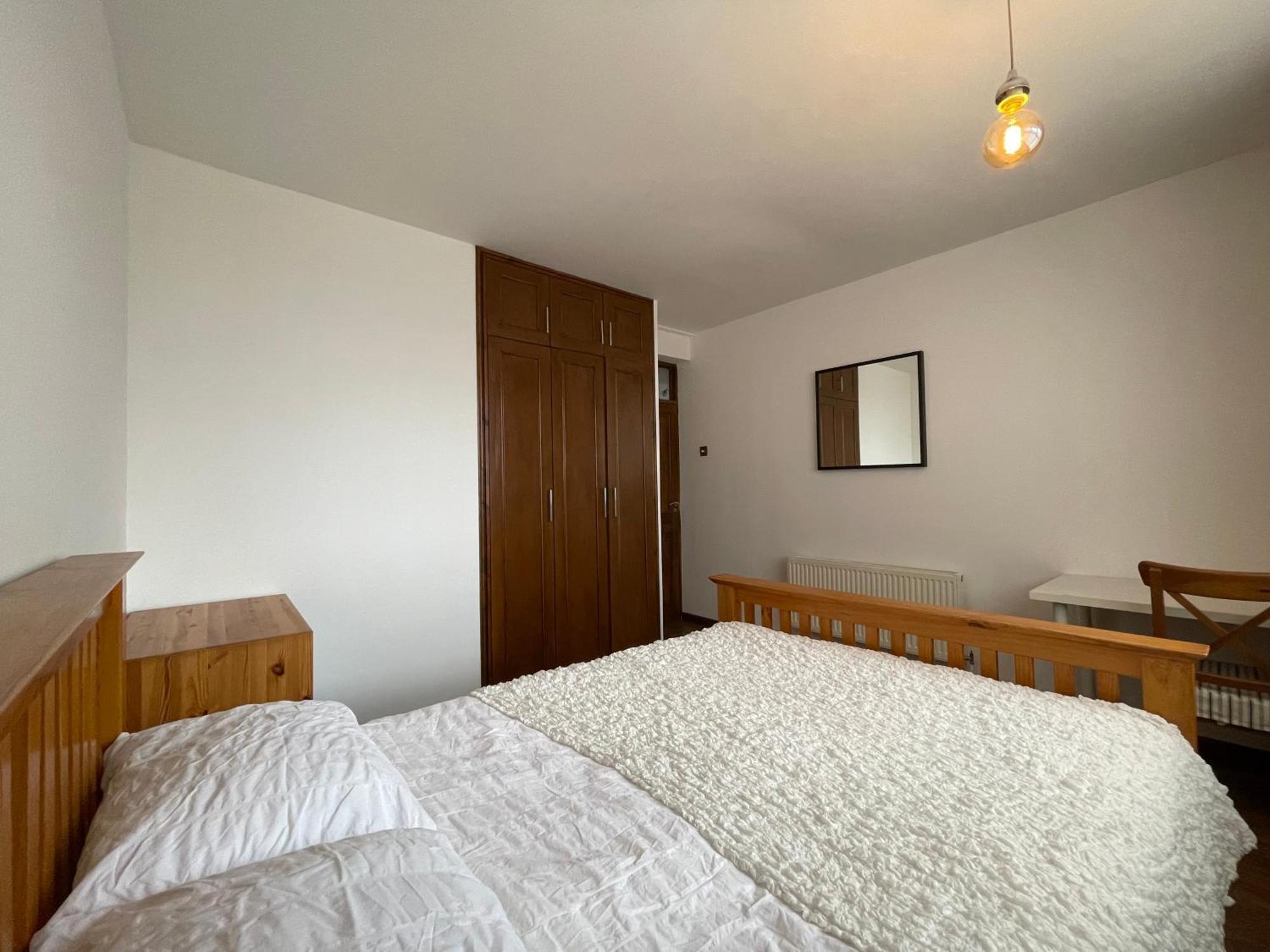 2 Bedrooms 2 Stations 런던 외부 사진